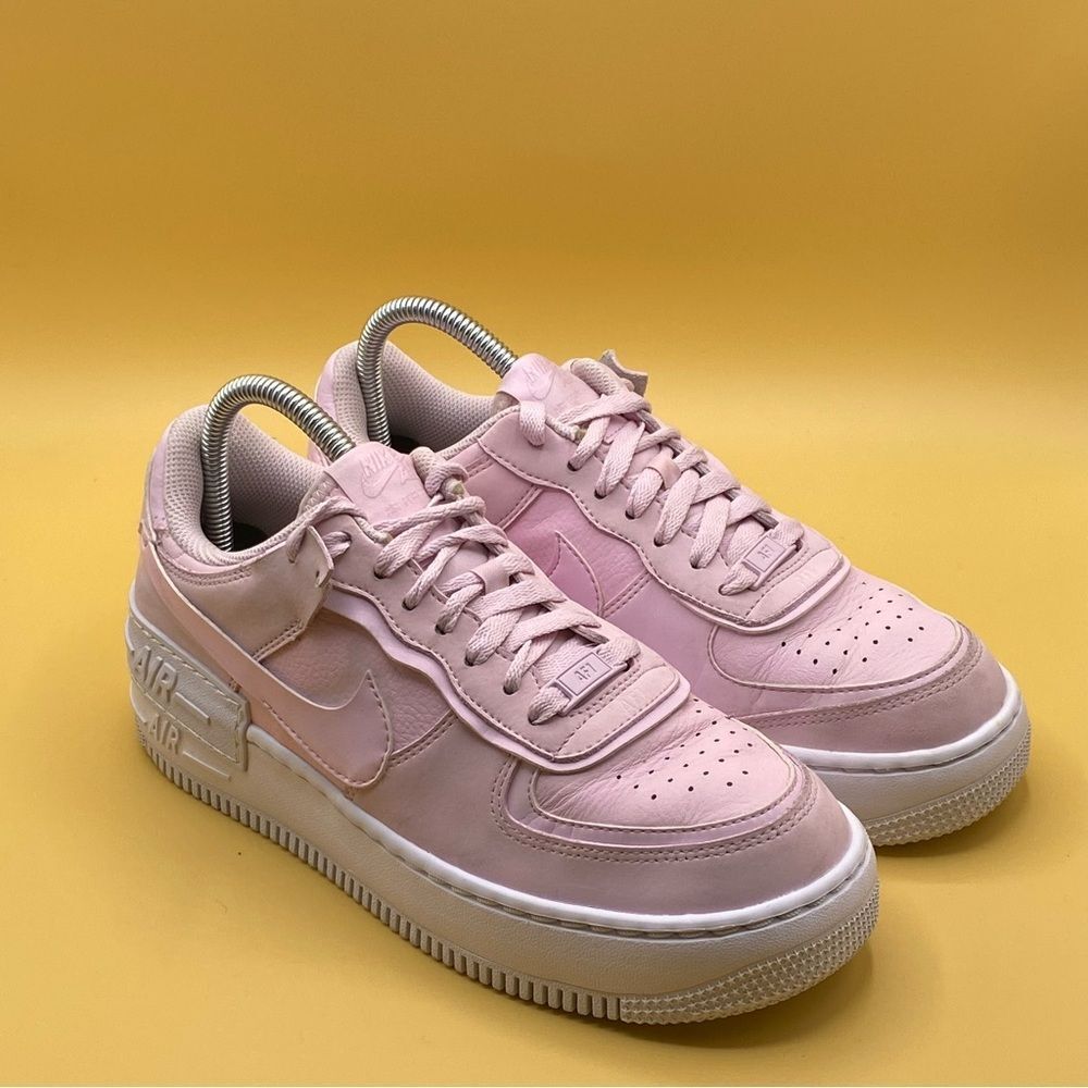 Nike Women’s Pink Sneakers